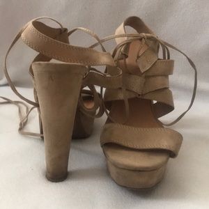 Tan wrap up pumps